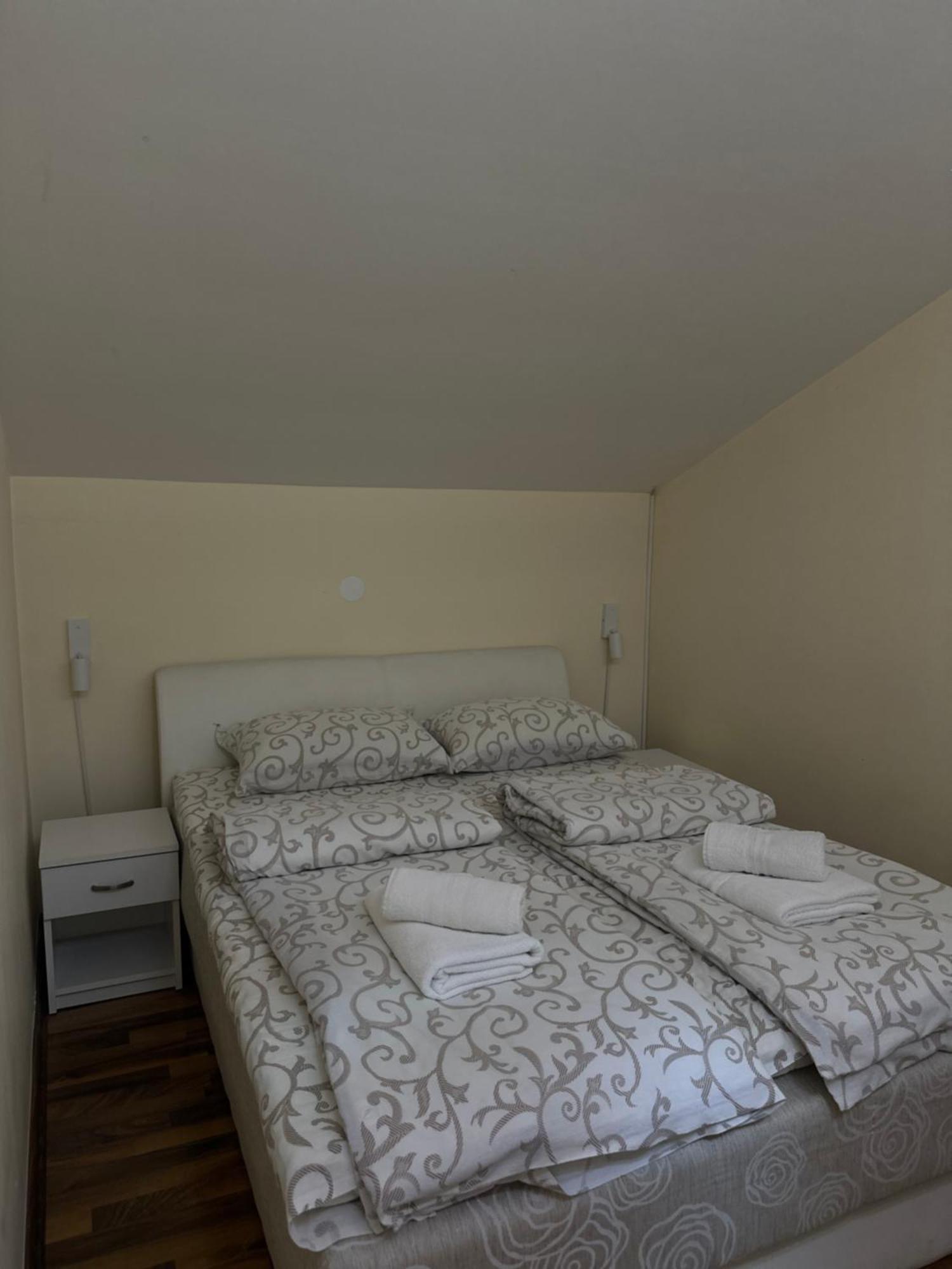 Apartmani Lavazza Vlasotince Екстер'єр фото